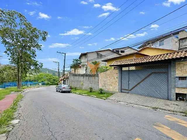 Casa 3 quartos e 3 banheiros, à venda, no bairro Outeiro de Passárgada em Cotia