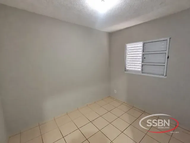 Casa 2 quartos e 1 banheiro, para alugar, no bairro Residencial Jardim dos Ipês em Nova Odessa