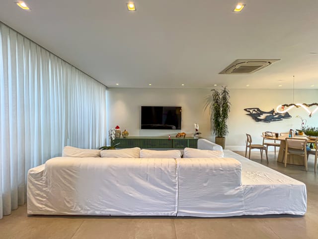 Casa com 550m² 6 quartos e 9 banheiros, à venda, no bairro Recreio dos Bandeirantes em Rio de Janeiro