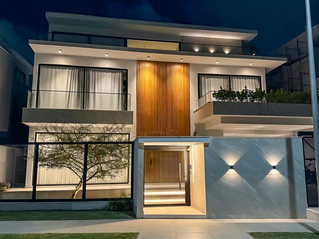 Casa com 550m² 6 quartos e 9 banheiros, à venda, no bairro Recreio dos Bandeirantes em Rio de Janeiro
