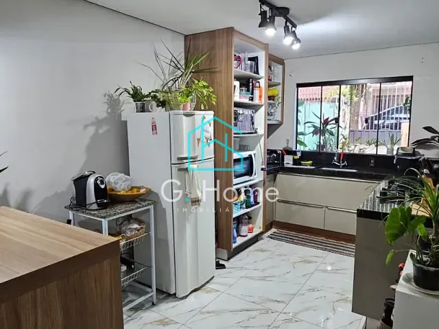 Casa com 185m² 3 quartos e 2 banheiros, à venda, no bairro Tarobá em Londrina