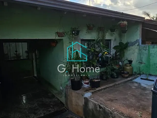 Casa com 185m² 3 quartos e 2 banheiros, à venda, no bairro Tarobá em Londrina