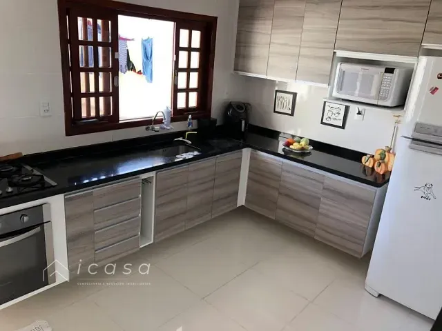 Casa com 300m² 3 quartos e 1 banheiro, à venda, no bairro Parque Residencial Santo André em Caçapava