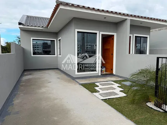 Casa 2 quartos e 1 banheiro, à venda, no bairro Vila Toscana em Palhoça