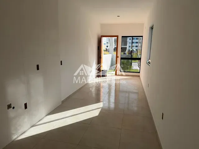 Casa 2 quartos e 1 banheiro, à venda, no bairro Vila Toscana em Palhoça
