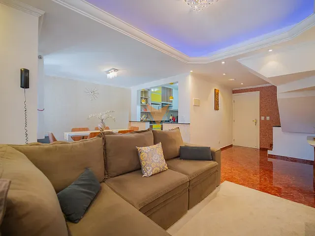 Casa 3 quartos e 2 banheiros, à venda, no bairro Jardim Petrópolis em Cotia