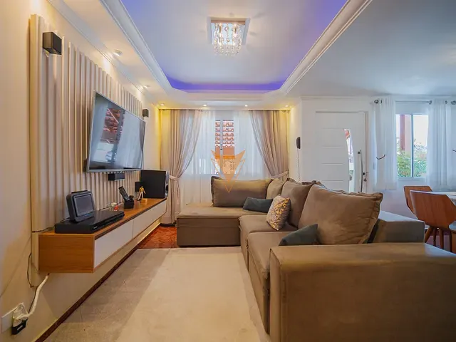 Casa 3 quartos e 2 banheiros, à venda, no bairro Jardim Petrópolis em Cotia