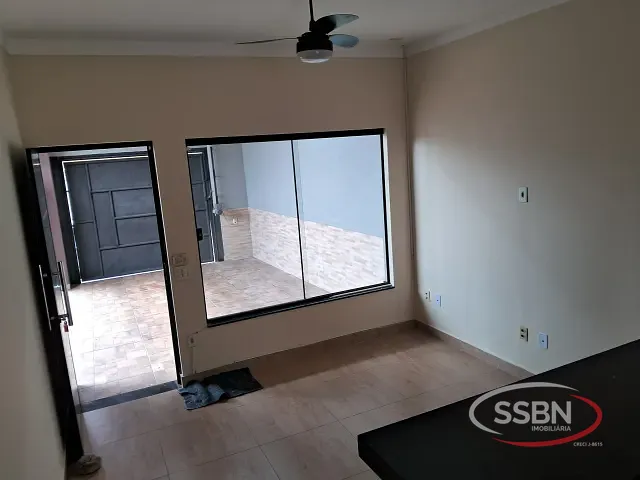 Casa 3 quartos e 1 banheiro, para alugar, no bairro Jardim dos Lagos em Nova Odessa