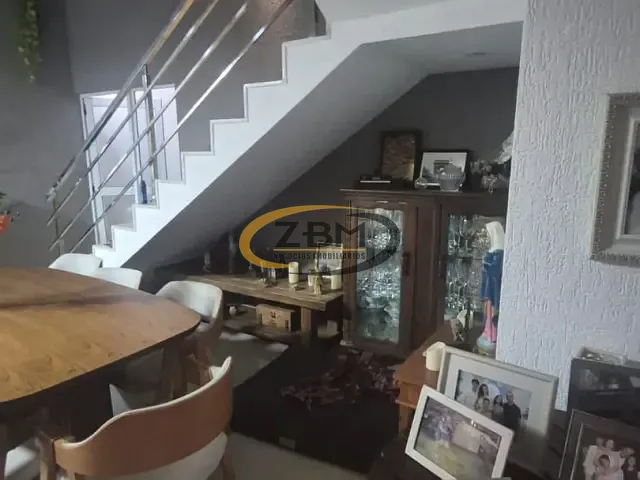 Casa com 360m² 3 quartos e 3 banheiros, à venda, no bairro Esperança em Londrina