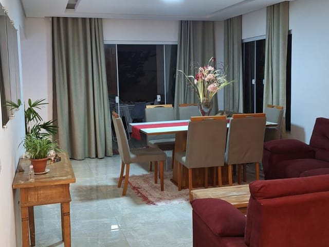 Casa 4 quartos e 5 banheiros, à venda, no bairro Lagoa em Macaé