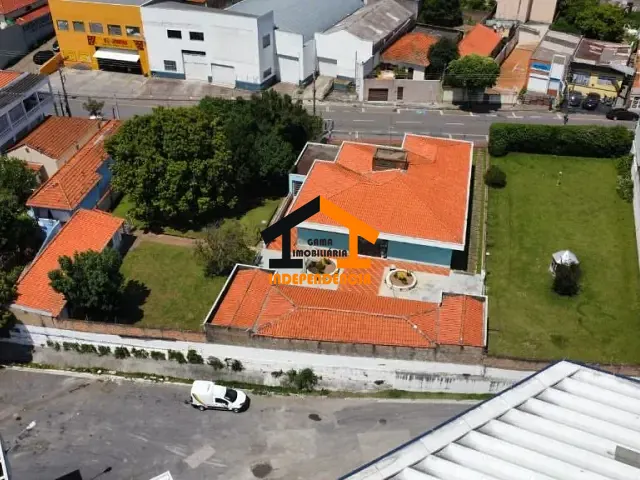 Casa com 2100m², à venda, no bairro Jardim de Lucca em Itatiba