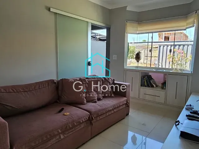 Casa com 250m² 2 quartos e 2 banheiros, à venda, no bairro Jardim Montecatini em Londrina