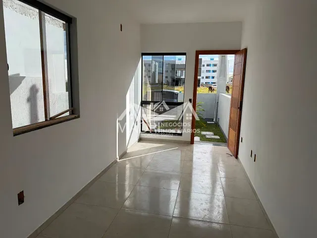Casa 2 quartos e 1 banheiro, à venda, no bairro Vila Toscana em Palhoça