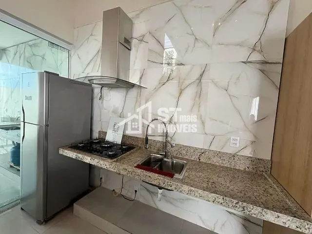 Sobrado com 160m² 3 quartos e 1 banheiro, à venda, no bairro Jardim Heloisa em Andradas