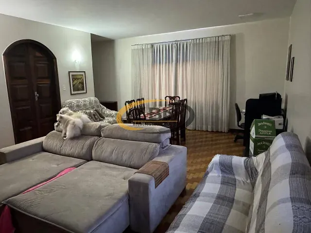 Casa com 543m² 3 quartos e 3 banheiros, à venda, no bairro Jardim Shangri-la A em Londrina