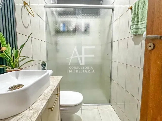 Casa com 250m² 4 quartos e 2 banheiros, à venda, no bairro Flor do Vale em Tremembé