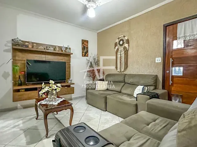 Casa com 250m² 4 quartos e 2 banheiros, à venda, no bairro Flor do Vale em Tremembé