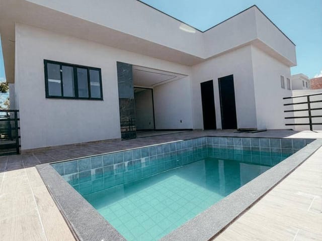 Casa 3 quartos e 4 banheiros, à venda, no bairro Alphaville em Rio das Ostras