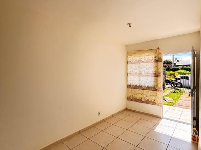 Casa com 103m² 2 quartos e 1 banheiro, à venda, no bairro Neves em Ponta Grossa