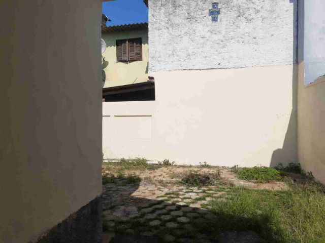 Casa 3 quartos e 2 banheiros, à venda, no bairro Parque Califórnia em Campos dos Goytacazes