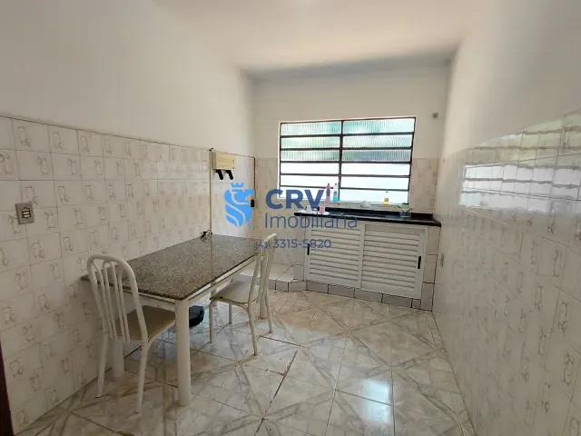 Casa com 159m² 2 quartos e 1 banheiro, para alugar, no bairro Vila Matarazzo em Londrina