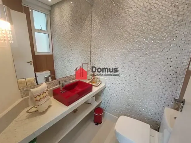 Casa com 250m², à venda, no bairro Jardim Rodeio em Mogi Das Cruzes