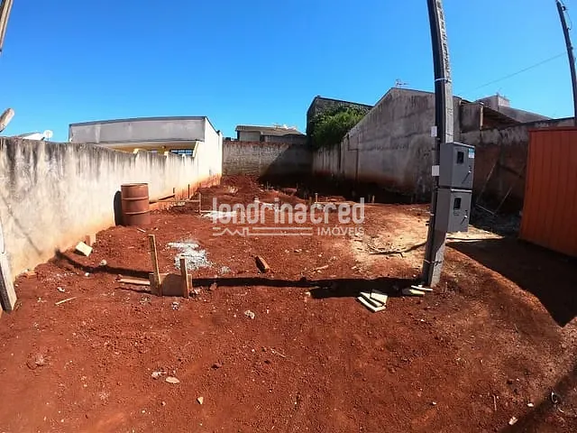 Casa com 125m² 3 quartos e 2 banheiros, à venda, no bairro Parque Residencial Michael Licha em Londrina