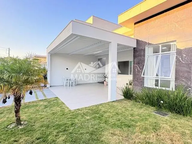 Casa 3 quartos e 2 banheiros, à venda, no bairro Bela Vista em Palhoça