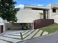Casa à venda com 3 quartos, 385m² - Foto 1