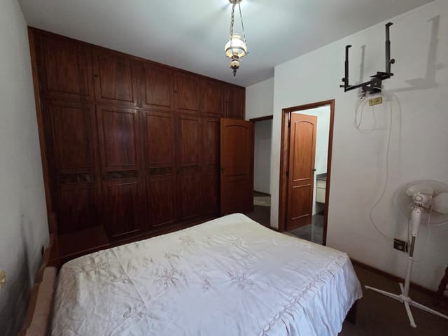 Casa 3 quartos e 5 banheiros, à venda, no bairro Centro em São João da Boa Vista