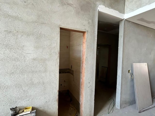 Casa 3 quartos e 4 banheiros, à venda, no bairro Alphaville em Rio das Ostras
