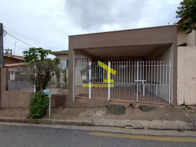 Casa com 200m² 3 quartos e 2 banheiros, à venda, no bairro Núcleo Residencial Afonso Zupardo em Itatiba