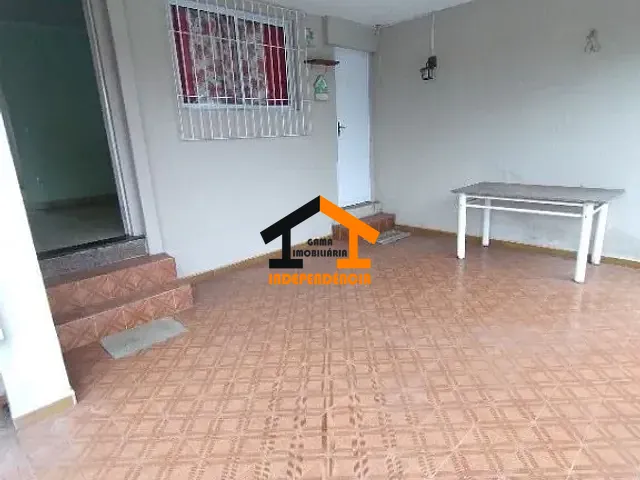 Casa com 200m² 3 quartos e 2 banheiros, à venda, no bairro Núcleo Residencial Afonso Zupardo em Itatiba