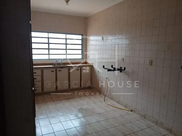 Casa 3 quartos e 2 banheiros, à venda, no bairro Independência em Ribeirão Preto