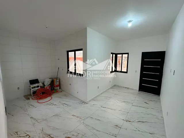 Casa 2 quartos e 2 banheiros, à venda, no bairro Nova Palhoça em Palhoça