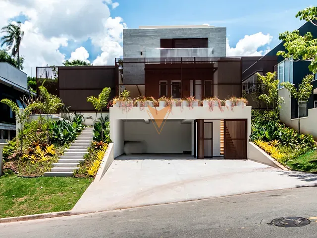 Casa 4 quartos e 4 banheiros, à venda, no bairro Granja Viana em Cotia