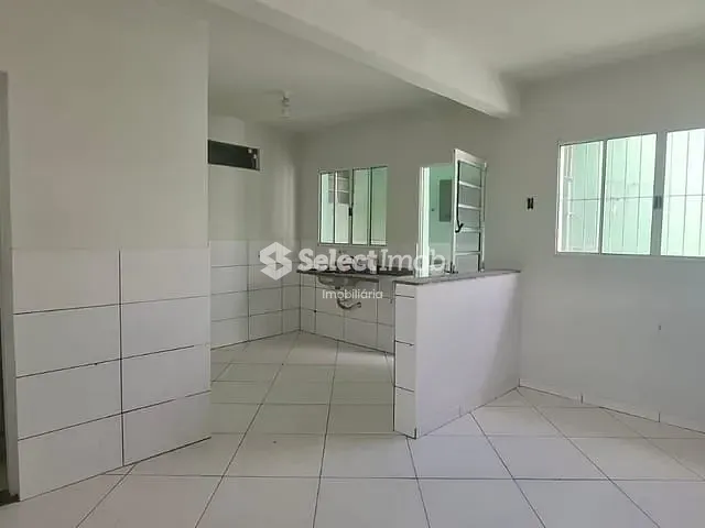 Casa com 50m² 1 quarto e 1 banheiro, para alugar, no bairro São João em Mauá