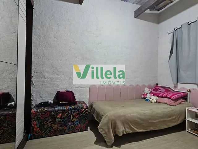 Casa 5 quartos e 3 banheiros, à venda, no bairro Vila Ercília em Itaquaquecetuba