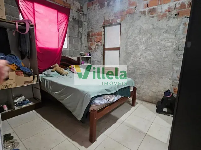 Casa 5 quartos e 3 banheiros, à venda, no bairro Vila Ercília em Itaquaquecetuba