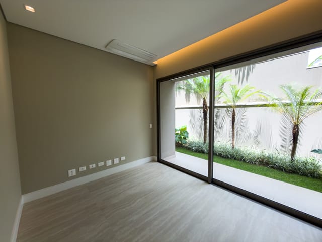 Casa com 724m² 5 quartos e 8 banheiros, à venda, no bairro Alphaville Centro Industrial e Empresarial/Alphaville. em Barueri