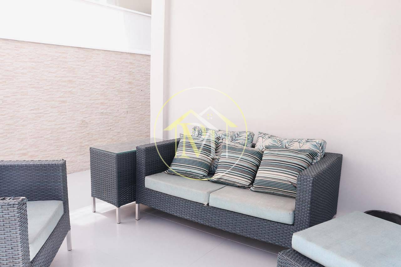 Casa à venda com 3 quartos, 310m² - Foto 14