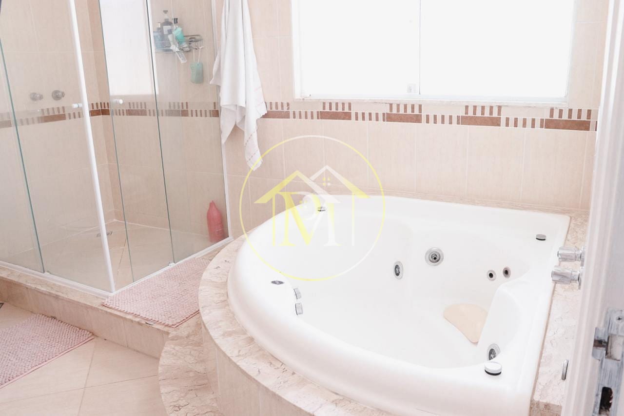 Casa à venda com 3 quartos, 310m² - Foto 24