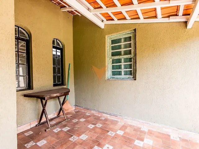 Casa 4 quartos e 2 banheiros, para alugar, no bairro Moinho Velho em Cotia