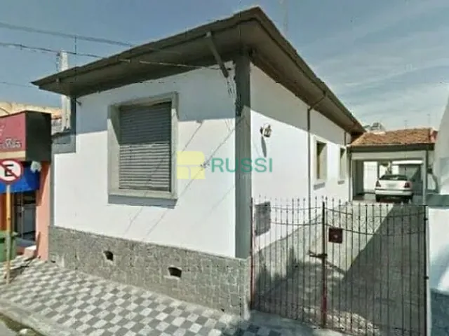 Casa com 483m² 6 quartos e 2 banheiros, à venda, no bairro Centro em Jacareí