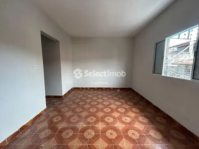 Casa com 150m² 1 quarto e 1 banheiro, à venda, no bairro Jardim Zaira em Mauá