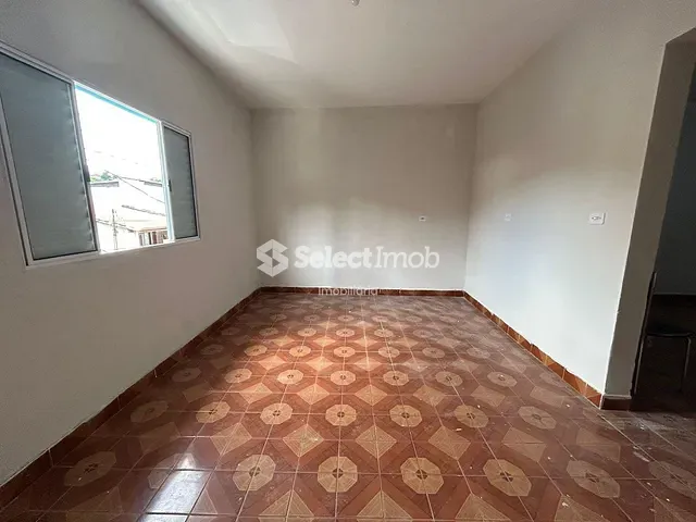 Casa com 150m² 1 quarto e 1 banheiro, à venda, no bairro Jardim Zaira em Mauá
