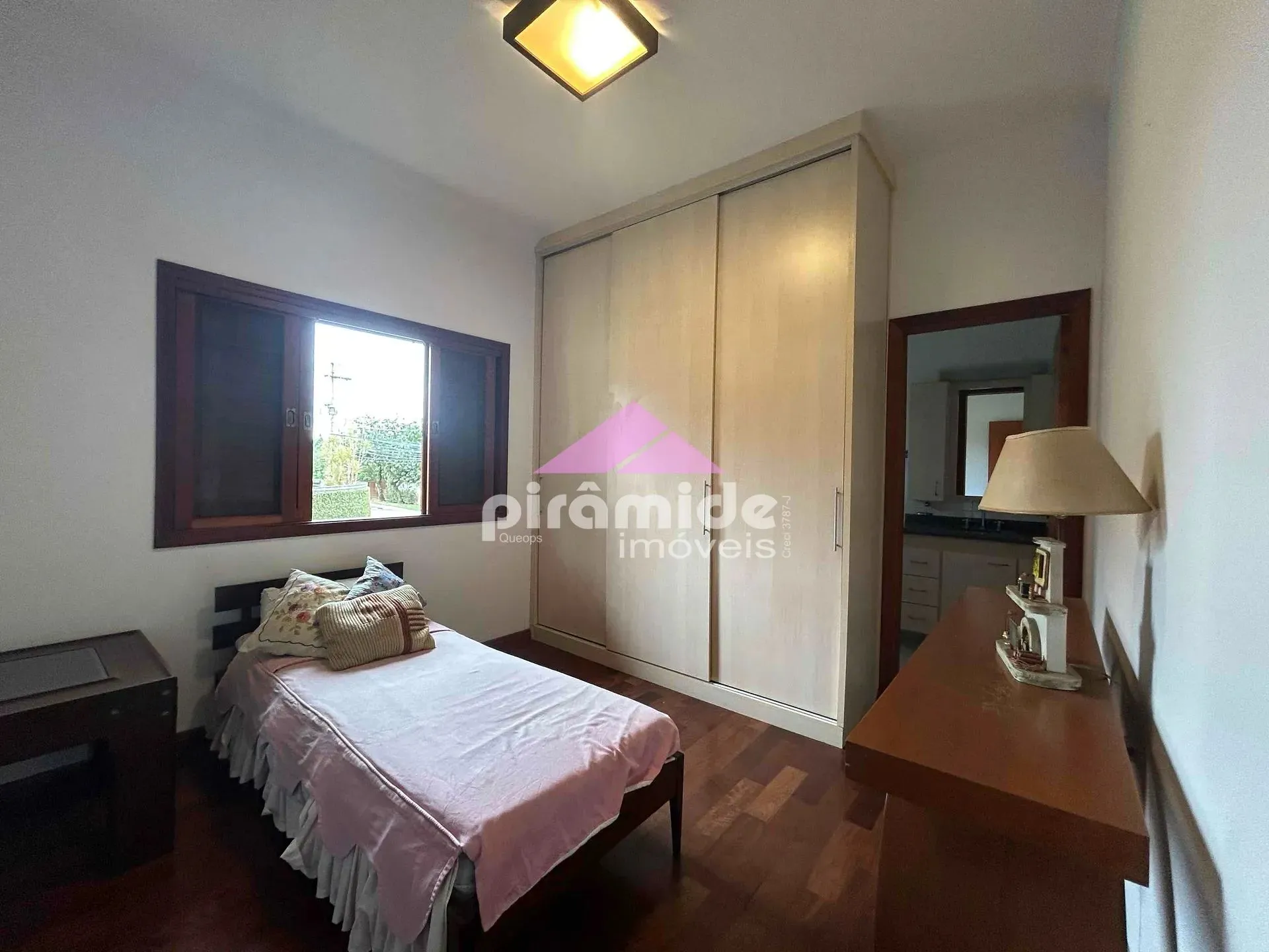 Casa, 3 quartos, 239 m² - Foto 17