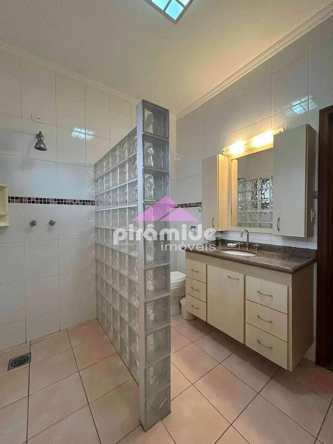 Casa, 3 quartos, 239 m² - Foto 13