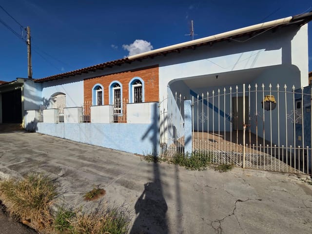 Casa com 132m² 2 quartos e 1 banheiro, para alugar, no bairro Jardim São Paulo em São João da Boa Vista