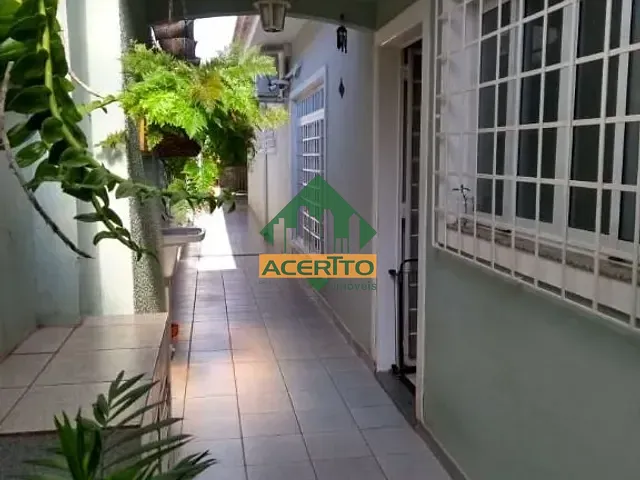 Casa com 400m² 4 quartos e 3 banheiros, à venda, no bairro Vila São Paulo em Araçatuba